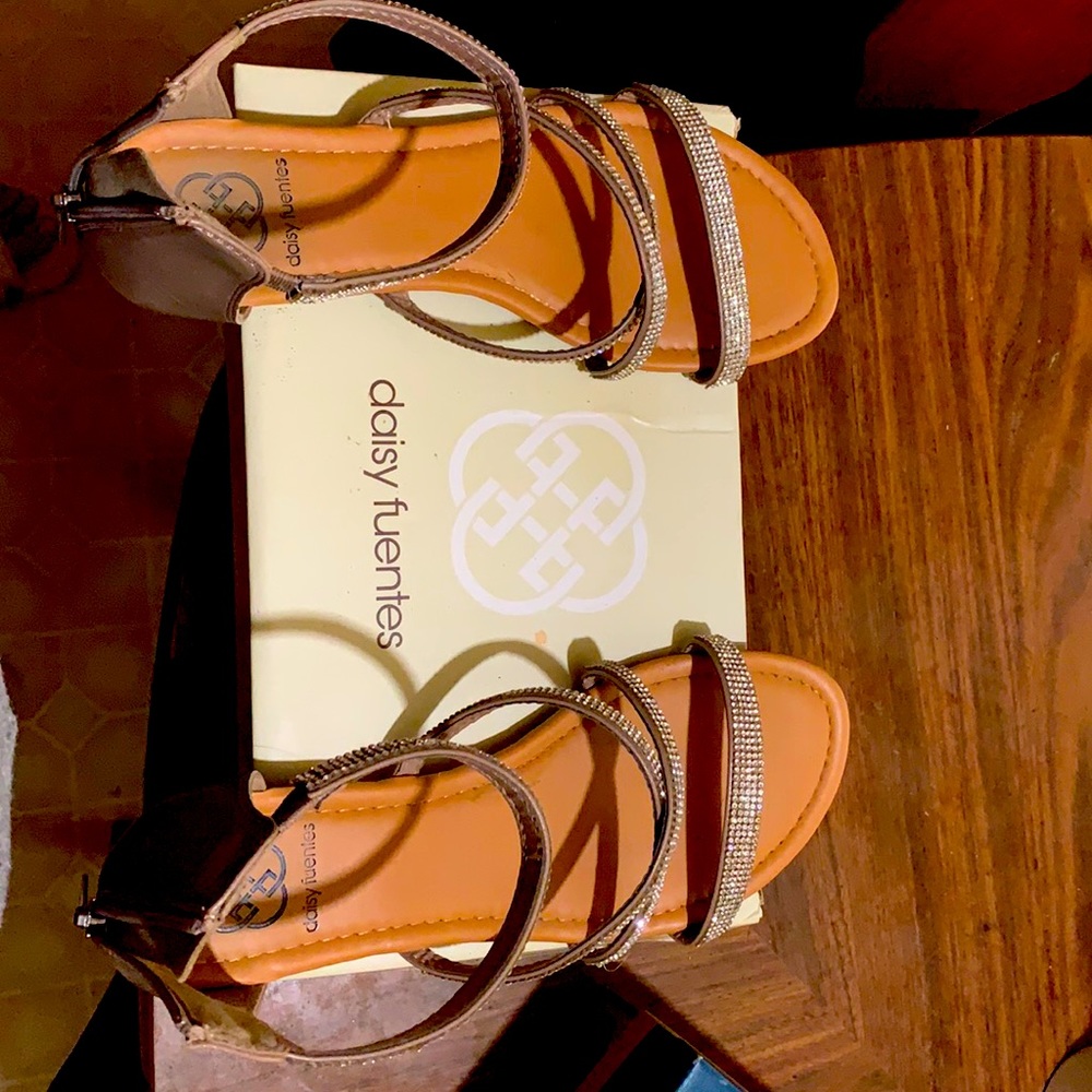 Daisy Fuentes sandals